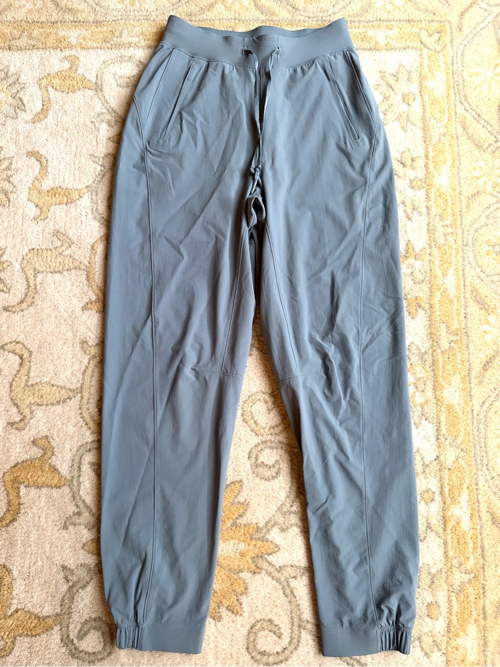 Lululemon License to Train High-Rise Joggers 4